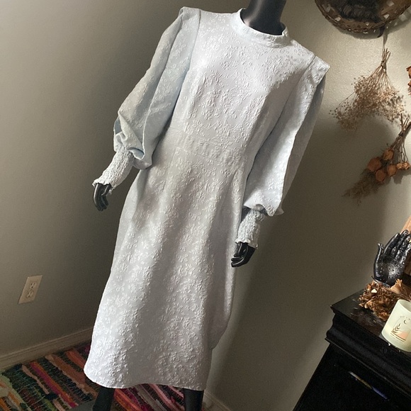 Beautiful Elegant Light Blue Floral Pioneer Patterned Long Sleeve Dress - Picture 5 of 17